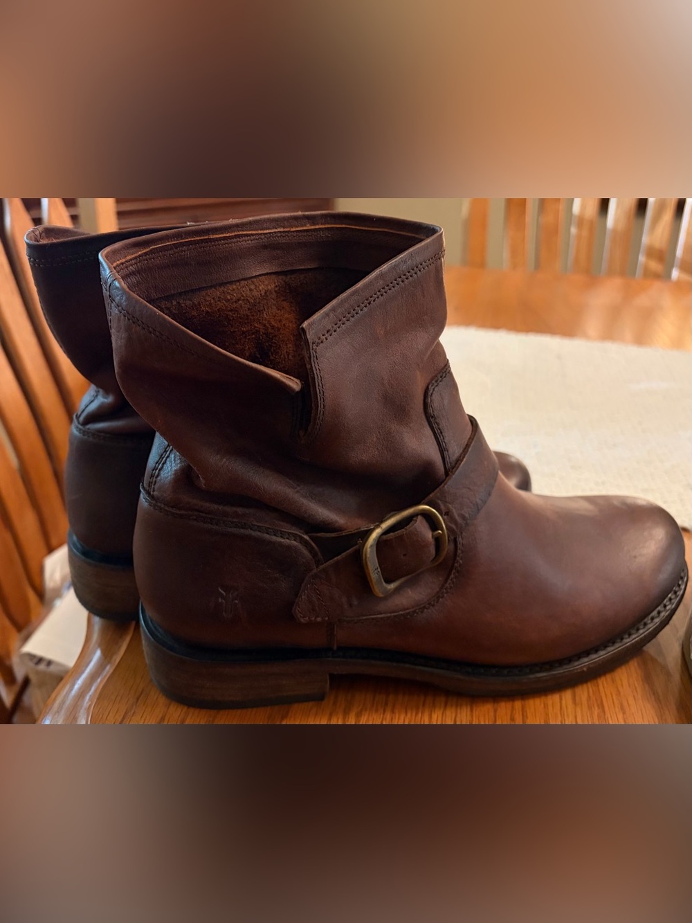 Frye Veronica Booties size 10
Excellent shape NWOT - Picture 2 of 2